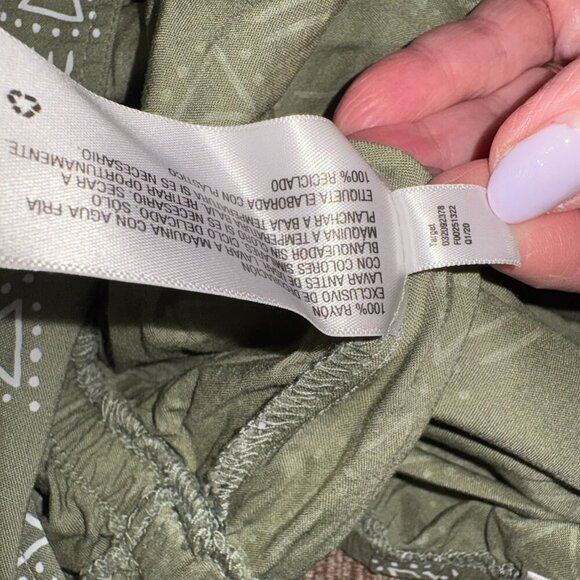 Cat and Jack Romper preteen Large 10/12, sage with Amazonian designs - Picture 14 of 14